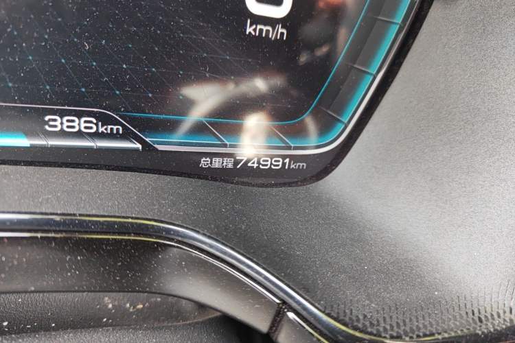 Used BYD Tang New Energy 2021 DM-i 112KM Prestige Model Odometer Close Up