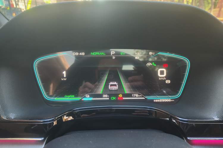 Used BYD Tang New Energy 2021 DM-i 112KM Prestige Model Odometer Close Up