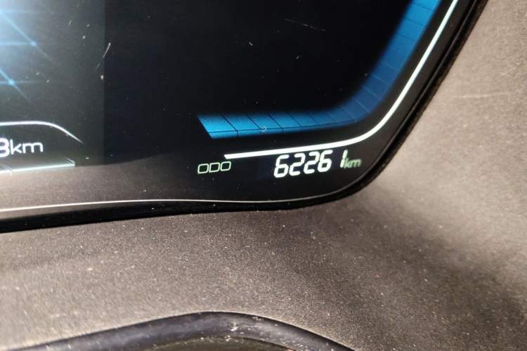 Used BYD Tang New Energy 2021 DM-i 112KM Prestige Model Odometer Close Up