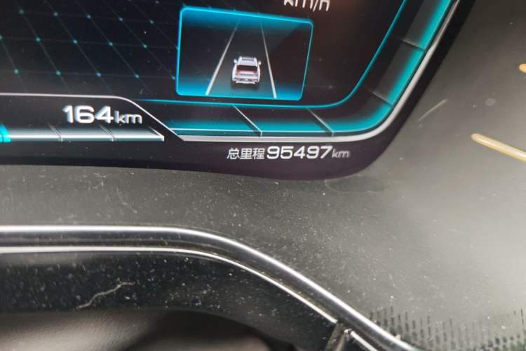 Used BYD Tang New Energy 2021 DM 2.0T Four-Wheel Drive High-Performance Flagship Model Odometer Close Up