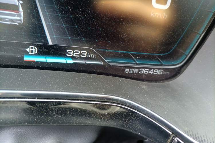 Used BYD Tang New Energy 2021 DM 2.0T Four-Wheel Drive High-Performance Flagship Model Odometer Close Up
