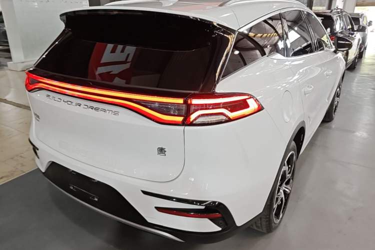 Used BYD Tang New Energy 2021 DM-i 112KM Prestige Model Rear Right 45 Deg