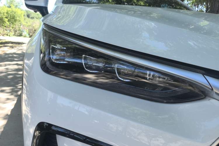 Used BYD Tang New Energy 2021 DM-i 112KM Prestige Model Right Front Headlight