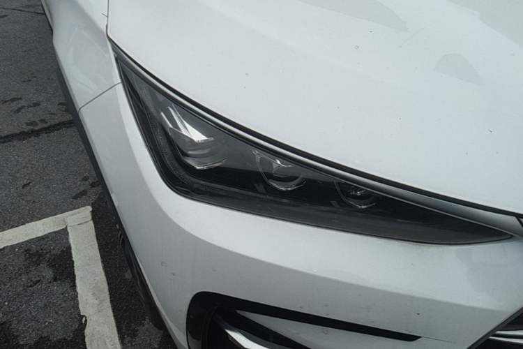 Used BYD Tang New Energy 2021 DM-i 112KM Prestige Model Right Front Headlight