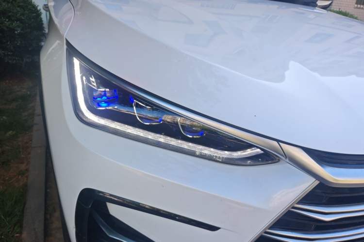 Used BYD Tang New Energy 2021 DM 2.0T Four-Wheel Drive High-Performance Luxury Model Right Front Headlight
