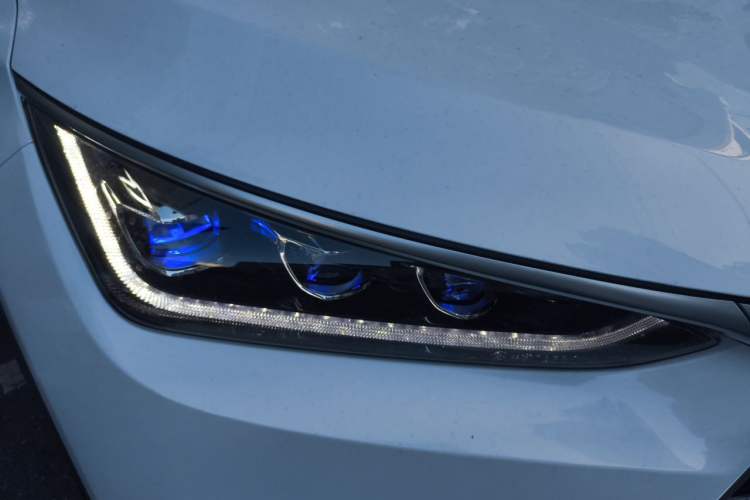 Used BYD Tang New Energy 2021 DM-i 112KM Prestige Model Right Front Headlight
