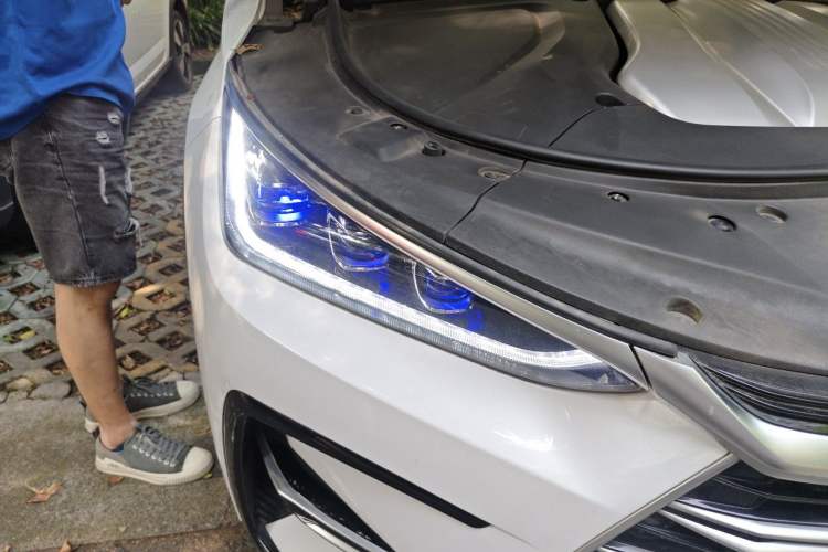 Used BYD Tang New Energy 2021 DM-i 112KM Prestige Model Right Front Headlight