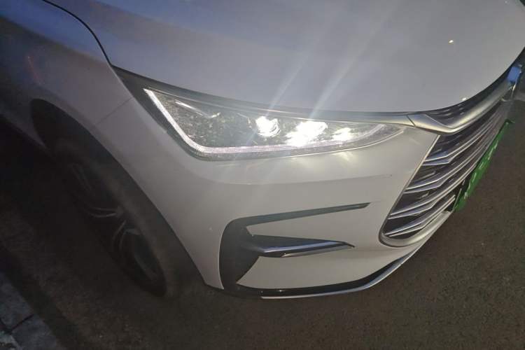 Used BYD Tang New Energy 2021 DM 2.0T Four-Wheel Drive High-Performance Flagship Model Right Front Headlight