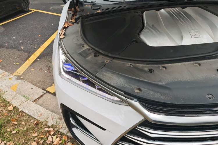 Used BYD Tang New Energy 2021 DM 2.0T Four-Wheel Drive High-Performance Flagship Model Right Front Headlight
