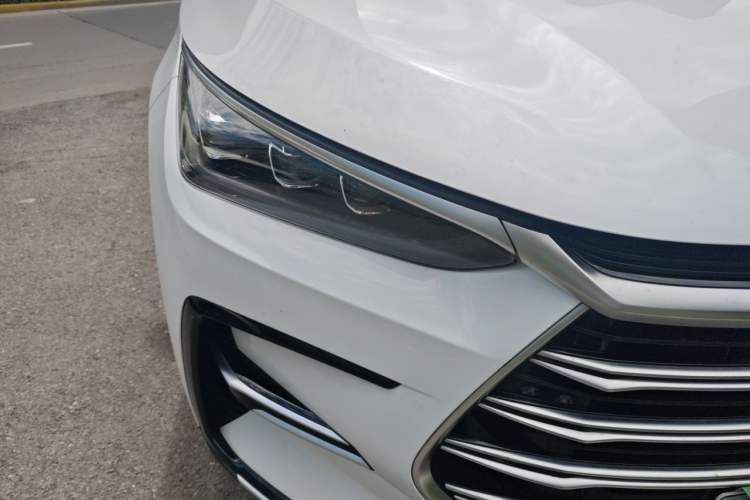 Used BYD Tang New Energy 2021 DM-i 112KM Prestige Model Right Front Headlight