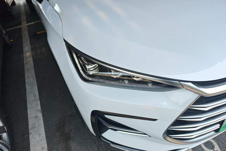 Used BYD Tang New Energy 2021 DM-i 112KM Prestige Model Right Front Headlight