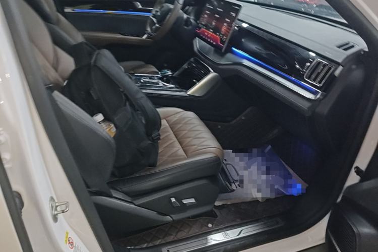 Used BYD Tang New Energy 2021 EV Four-Wheel Drive High-Performance Luxury Model Right Front Seat