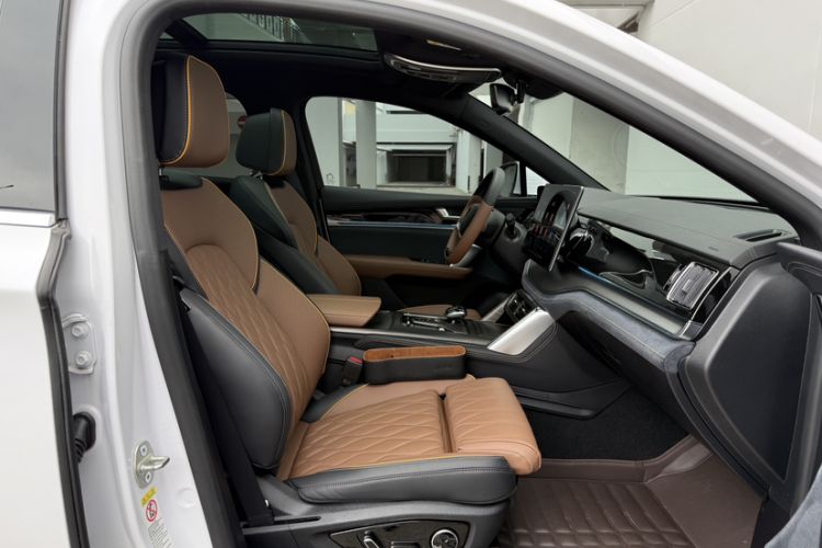 Used BYD Tang New Energy 2021 DM-i 112KM Prestige Model Right Front Seat