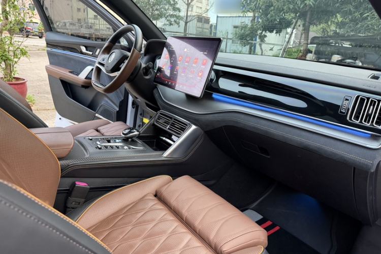 Used BYD Tang New Energy 2021 DM-i 112KM Prestige Model Right Front Seat