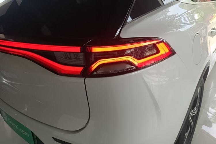 Used BYD Tang New Energy 2021 DM 2.0T Four-Wheel Drive High-Performance Luxury Model Right Rear Taillight