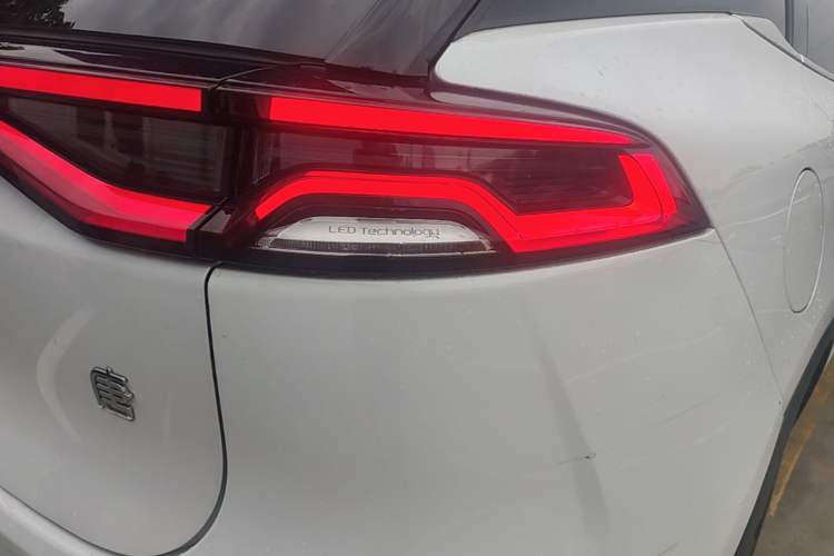 Used BYD Tang New Energy 2021 DM-i 112KM Prestige Model Right Rear Taillight