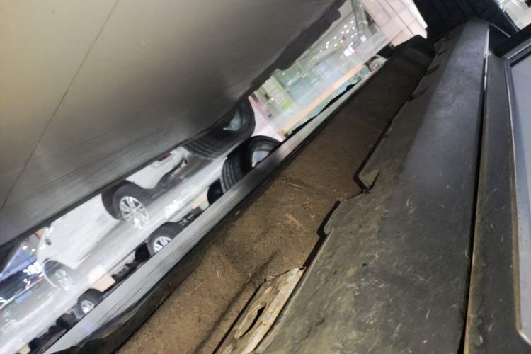 Used BYD Tang New Energy 2021 EV Four-Wheel Drive High-Performance Flagship Model Right Side Sill