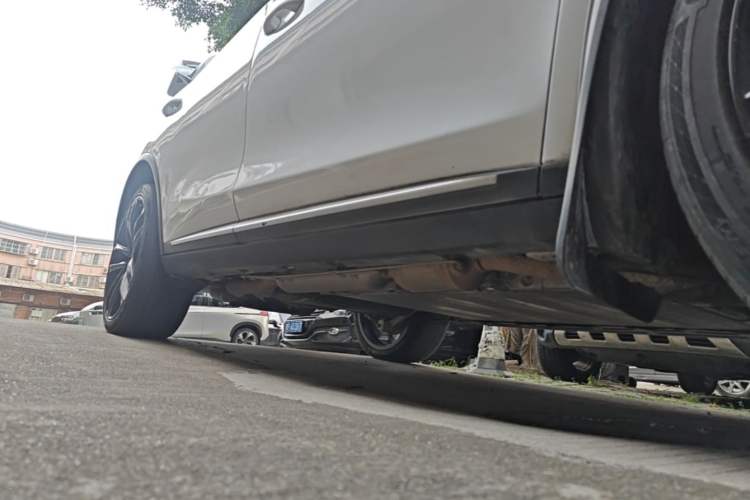Used BYD Tang New Energy 2021 DM 2.0T Four-Wheel Drive High-Performance Flagship Model Right Side Sill