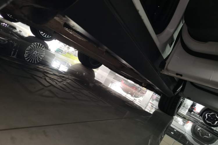 Used BYD Tang New Energy 2021 DM-i 112KM Prestige Model Right Side Sill