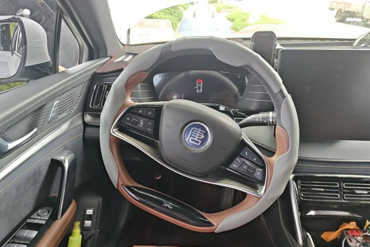 Used BYD Tang New Energy 2021 DM 2.0T Four-Wheel Drive High-Performance Flagship Model Steering Wheel