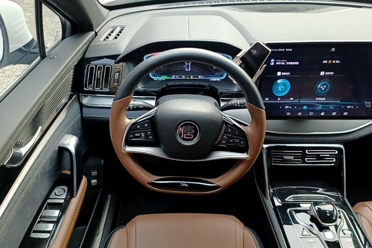 Used BYD Tang New Energy 2021 DM 2.0T Four-Wheel Drive High-Performance Luxury Model Steering Wheel