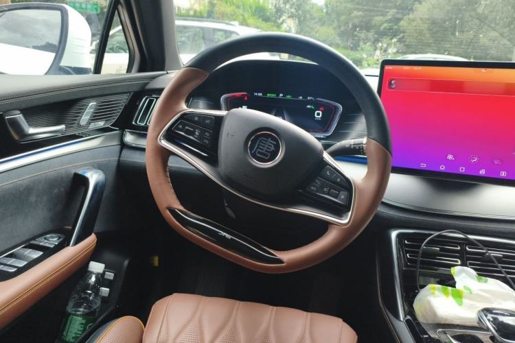 Used BYD Tang New Energy 2021 DM 2.0T Four-Wheel Drive High-Performance Flagship Model Steering Wheel