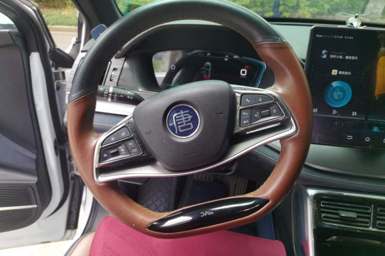 Used BYD Tang New Energy 2021 DM 2.0T Four-Wheel Drive High-Performance Luxury Model Steering Wheel