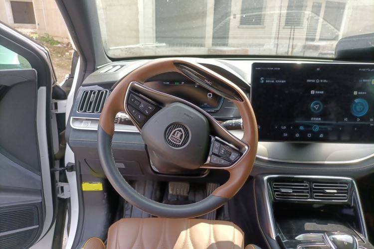 Used BYD Tang New Energy 2021 DM 2.0T Four-Wheel Drive High-Performance Flagship Model Steering Wheel