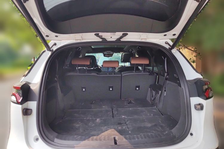 Used BYD Tang New Energy 2021 DM-i 112KM Prestige Model Trunk