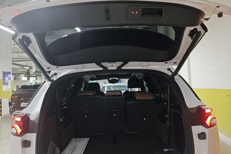 Used BYD Tang New Energy 2021 EV Four-Wheel Drive High-Performance Luxury Model Trunk