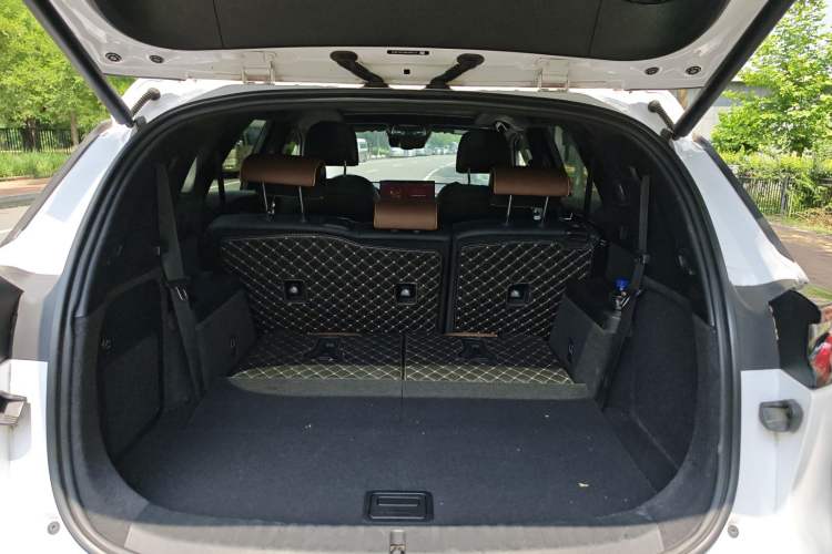 Used BYD Tang New Energy 2021 DM-i 112KM Prestige Model Trunk