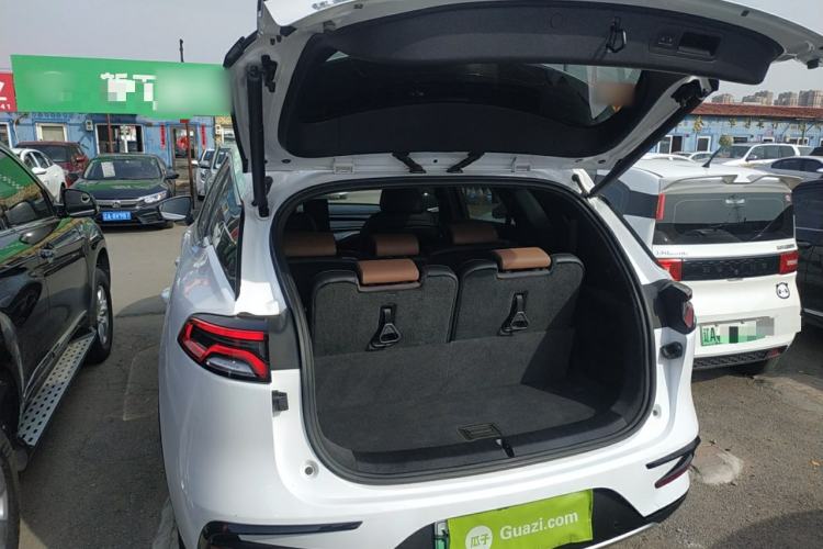 Used BYD Tang New Energy 2021 DM-i 112KM Prestige Model Trunk