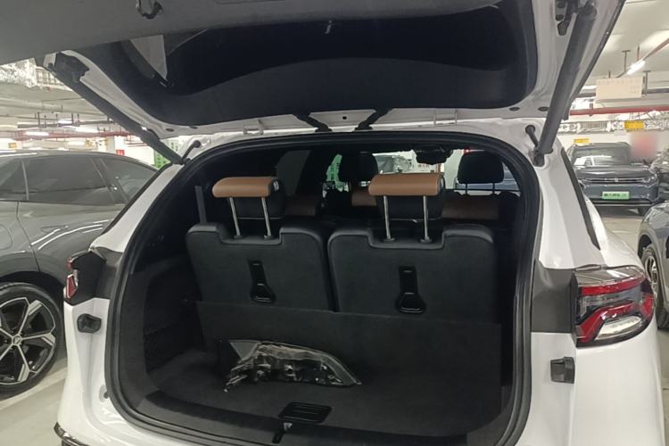Used BYD Tang New Energy 2021 DM-i 112KM Prestige Model Trunk
