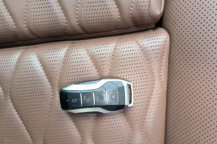 Used BYD Tang New Energy 2021 DM-i 112KM Prestige Model Vehicle Key