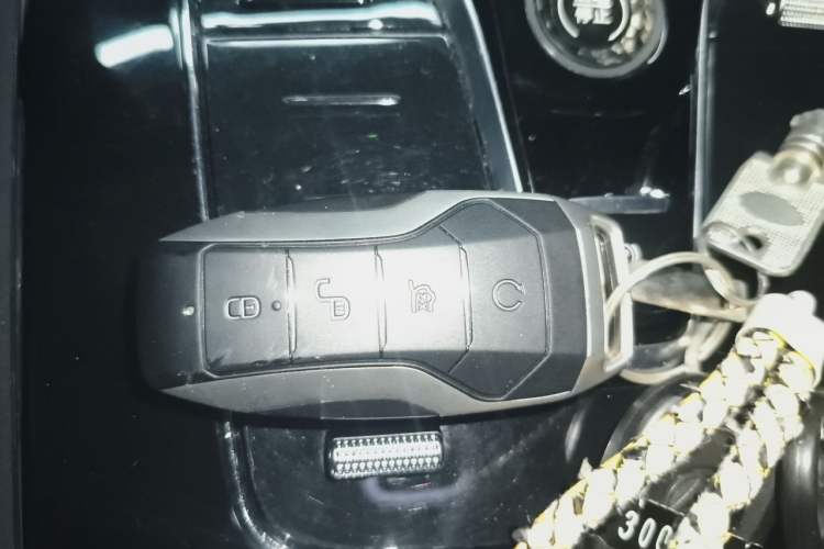 Used BYD Tang New Energy 2021 DM-i 112KM Prestige Model Vehicle Key