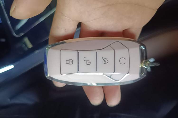 Used BYD Tang New Energy 2021 DM 2.0T Four-Wheel Drive High-Performance Luxury Model Vehicle Key