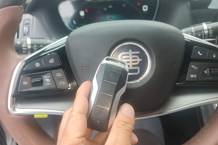 Used BYD Tang New Energy 2021 DM-i 112KM Prestige Model Vehicle Key