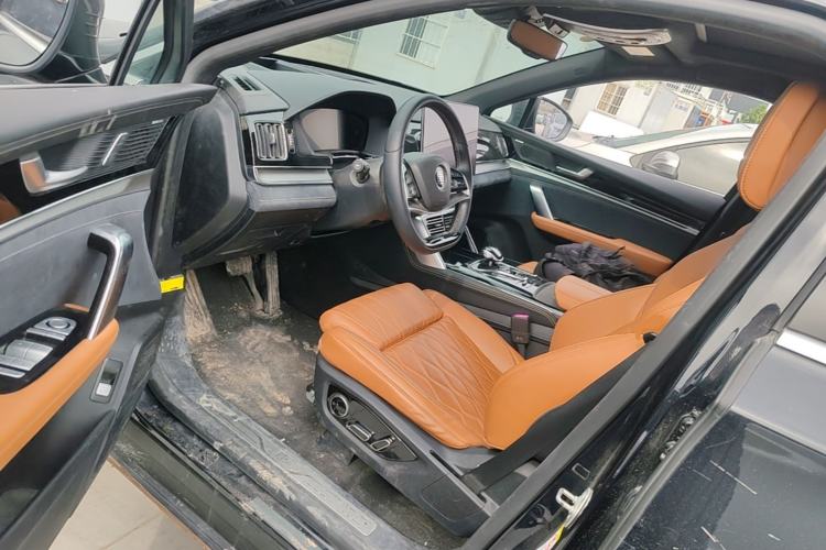 Used BYD Tang New Energy 2022 EV 730KM Luxury Model Driver Seat