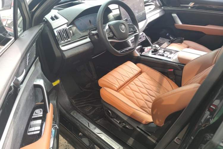 Used BYD Tang New Energy 2022 EV 730KM Luxury Model Driver Seat