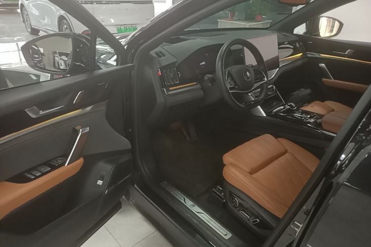 Used BYD Tang New Energy 2022 EV 730KM Luxury Model Driver Seat