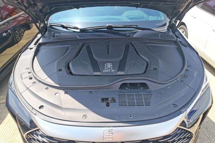 Used BYD Tang New Energy 2022 DM-p 215 km All-Wheel-Drive Deluxe Model Engine Bay
