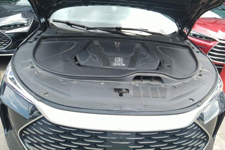 Used BYD Tang New Energy 2022 DM-p 215 km All-Wheel-Drive Deluxe Model Engine Bay