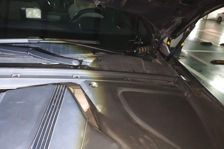 Used BYD Tang New Energy 2022 DM-i 252km Luxury Model Engine Bay Left