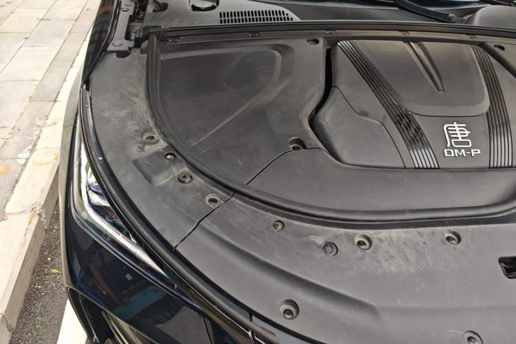 Used BYD Tang New Energy 2022 DM-p 215KM Four-Wheel Drive Flagship Model Engine Bay Right