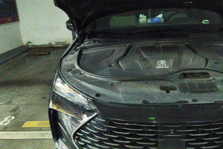 Used BYD Tang New Energy 2022 DM-p 215KM Four-Wheel Drive Flagship Model Engine Bay Right