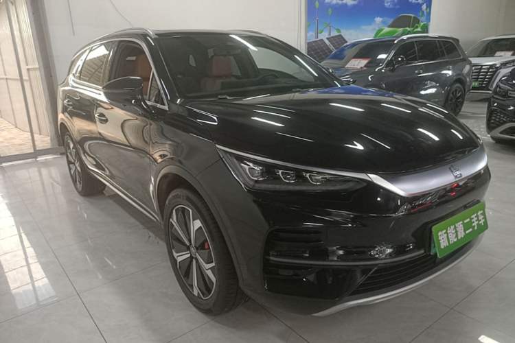 Used BYD Tang New Energy 2022 EV 730KM Luxury Model Exterior 1