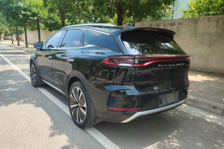 Used BYD Tang New Energy 2022 DM-p 215KM Four-Wheel Drive Flagship Model Exterior 2