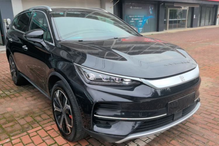 Used BYD Tang New Energy 2022 EV 730KM Luxury Model Front Right 45 Deg