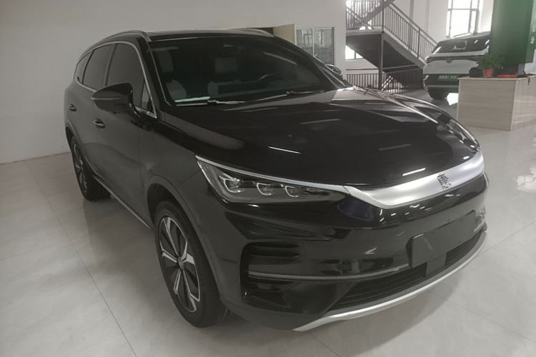 Used BYD Tang New Energy 2022 EV 730KM Luxury Model Front Right 45 Deg