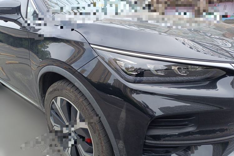 Used BYD Tang New Energy 2022 EV 730KM Luxury Model Front Right 45 Deg